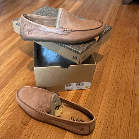 Men’s size 10 born loafers